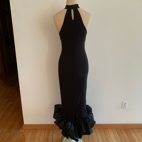 HOUSE OF CB Halter Neck Ruffle Hem Crepe Cocktail Dress - Picture 3 of 9